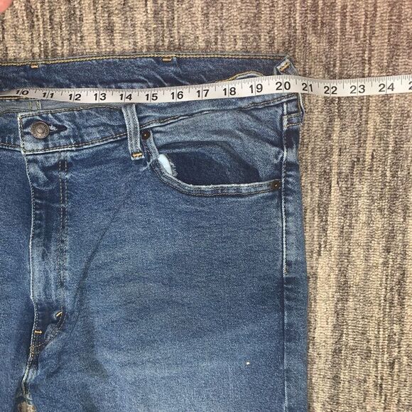 Levi Strauss & Co Mens 505 Size 42x32 Straight Leg Denim Jeans Blue Medium‎ Wash - Picture 2 of 5